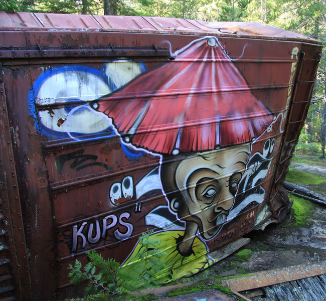 Personnages Par Kris Kupskay - Whistler (Canada)