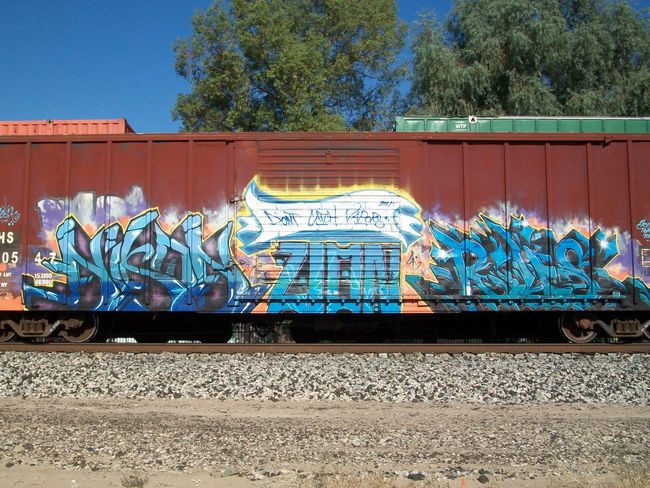 Piece Par Nikon, Zion, Riles - Tucson (AZ)