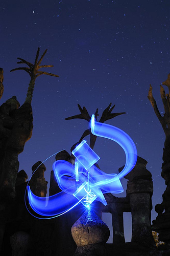 julien breton light painting graffiti