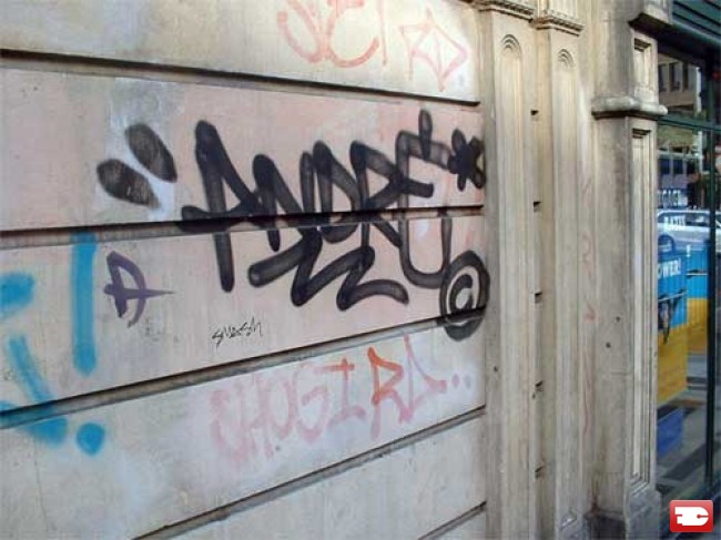 Tags Par Andre - Londres (Royaume Uni)