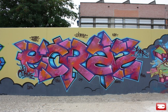 Piece Par Ecraz - Mantes-la-Jolie (France)