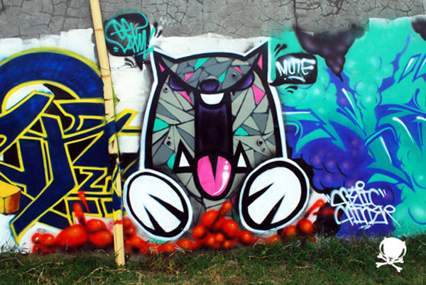 Personnages Par Bedlam - Bandung (Indonesie)