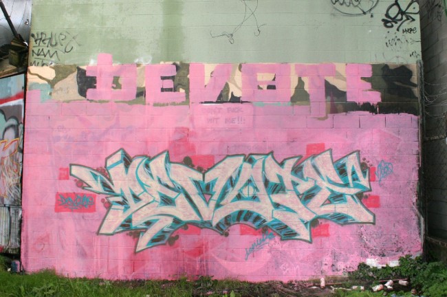 Piece Par Devote - Oakland (CA)